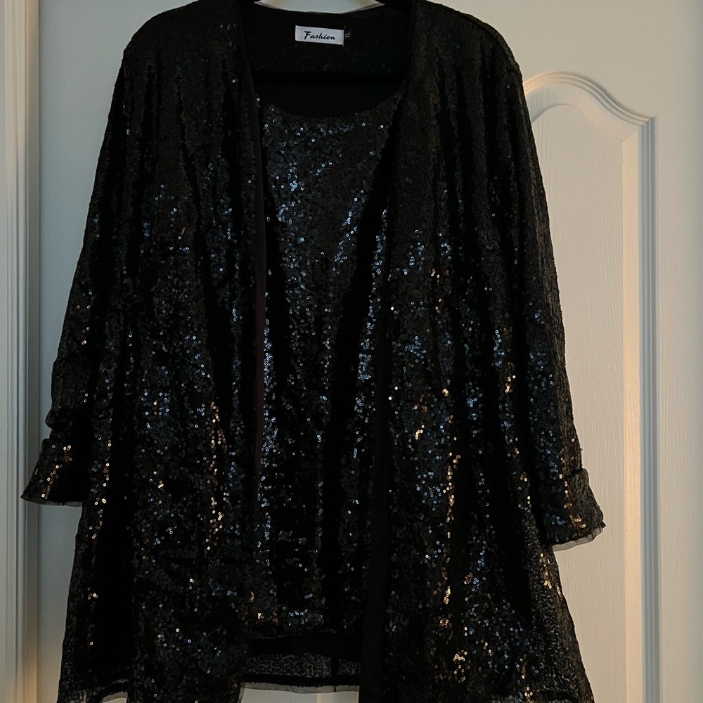 Women's sequin blazer and matching sequin tank . Sequins on both sides